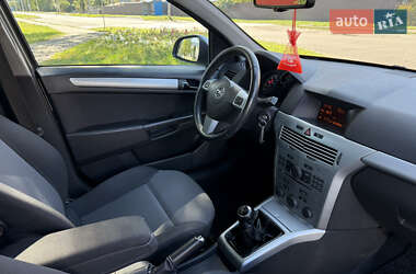 Универсал Opel Astra 2009 в 