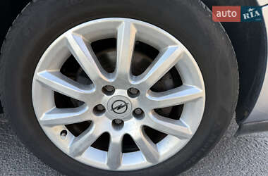 Универсал Opel Astra 2009 в 