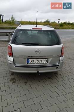 Универсал Opel Astra 2008 в 
