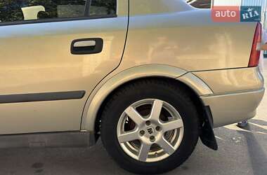 Седан Opel Astra 2007 в Виннице