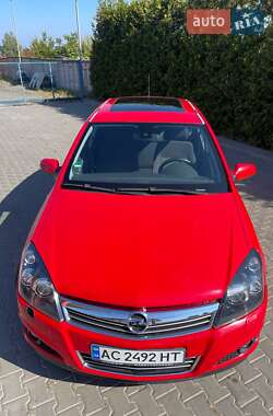 Хэтчбек Opel Astra 2007 в 