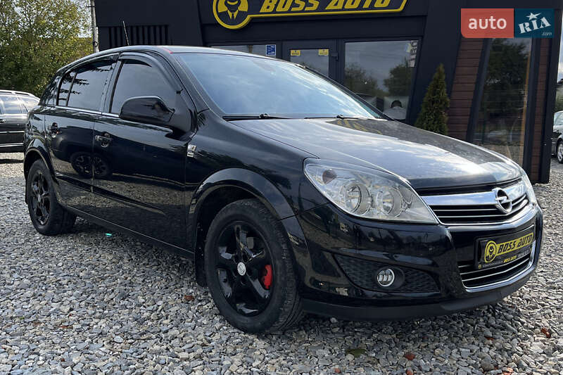 Opel Astra 2010