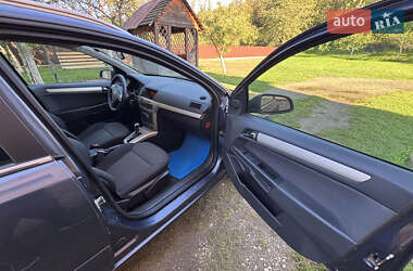 Универсал Opel Astra 2007 в 