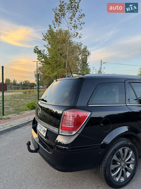 Универсал Opel Astra 2010 в Полтаве фото 10 Универсал Opel Astra 2010 в Полтаве