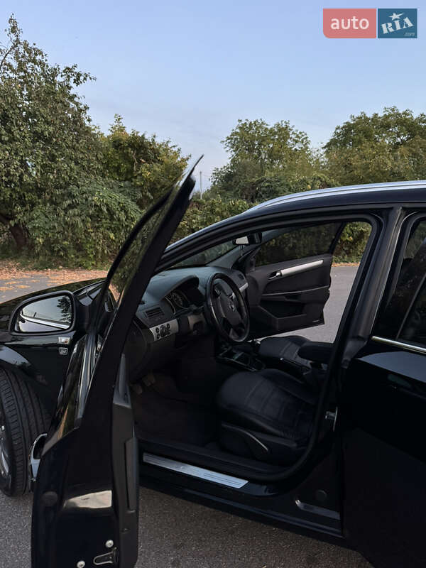 Универсал Opel Astra 2010 в Полтаве фото 24 Универсал Opel Astra 2010 в Полтаве