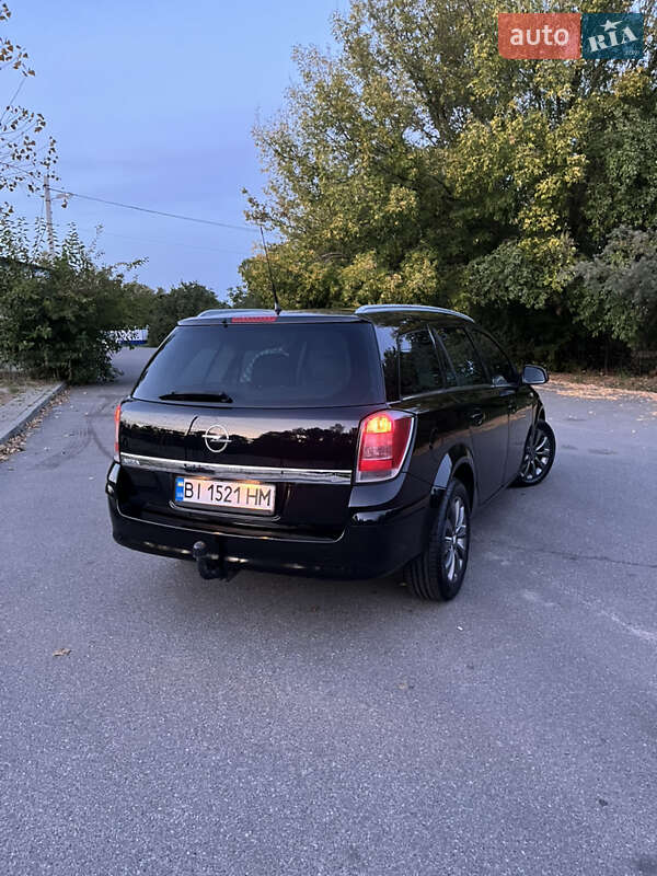 Универсал Opel Astra 2010 в Полтаве фото 39 Универсал Opel Astra 2010 в Полтаве