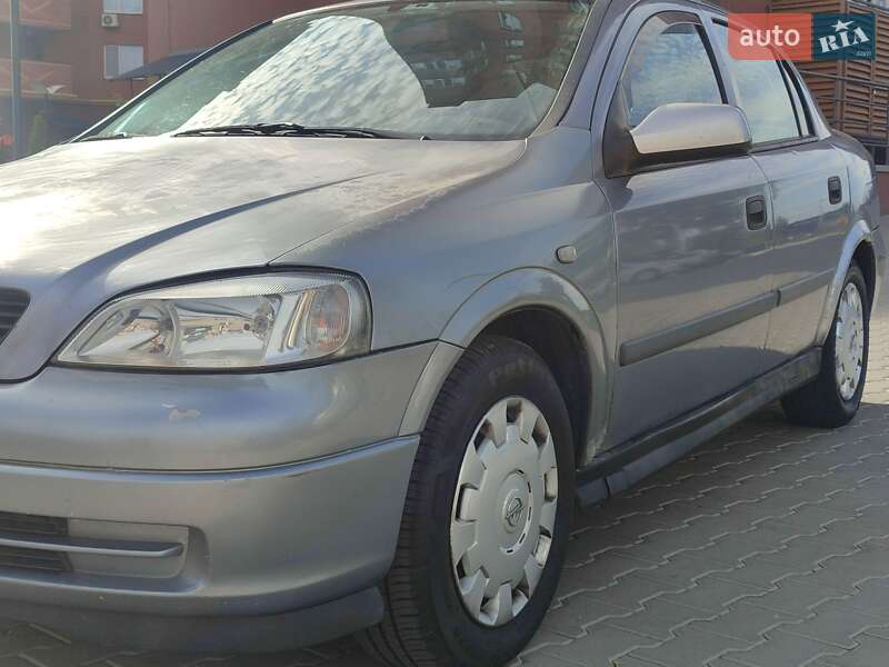 Opel Astra 2007