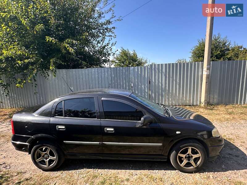 Opel Astra 2006