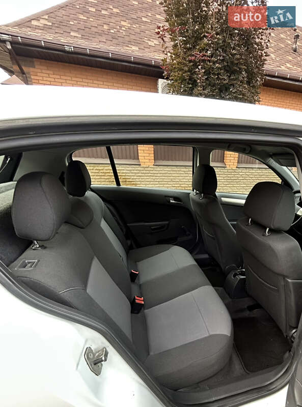 Хетчбек Opel Astra 2008 в Білій Церкві