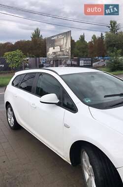 Універсал Opel Astra 2015 в 