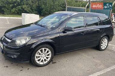 Универсал Opel Astra 2006 в 