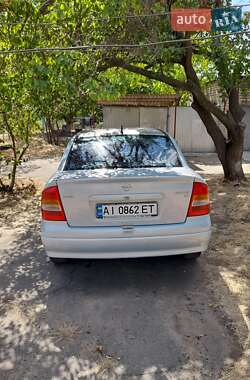Седан Opel Astra 2002 в 