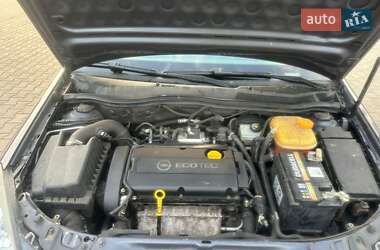 Универсал Opel Astra 2010 в 
