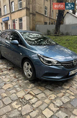 Универсал Opel Astra 2017 в 