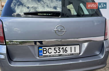 Универсал Opel Astra 2009 в 