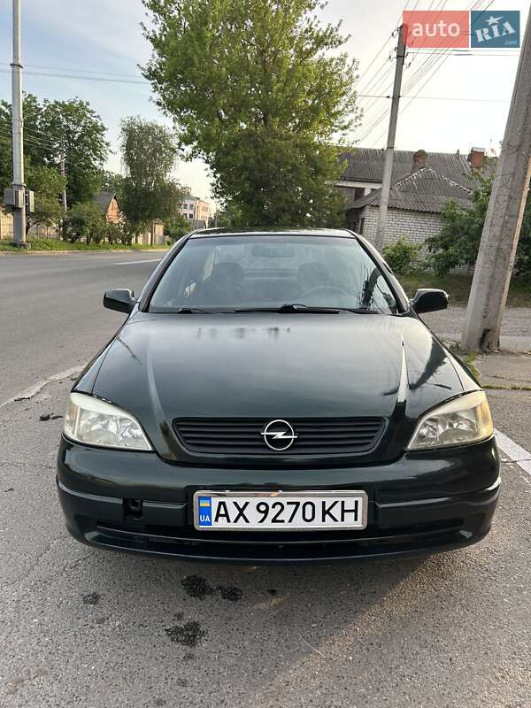 Седан Opel Astra 1999 в 