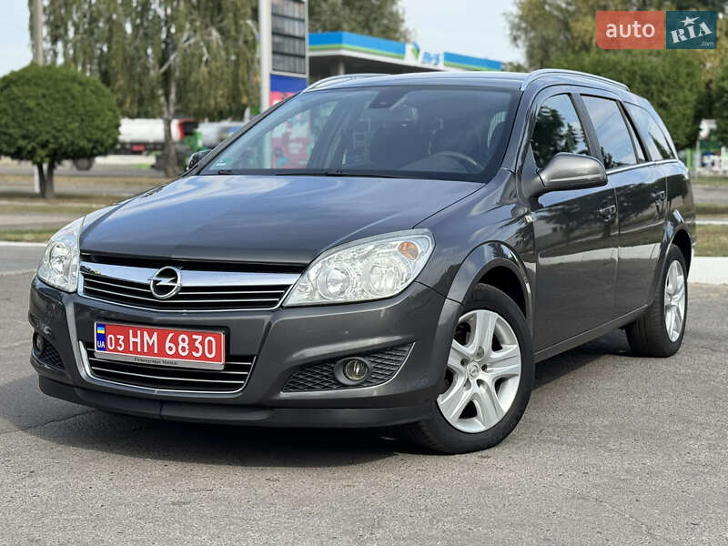 Opel Astra 2010