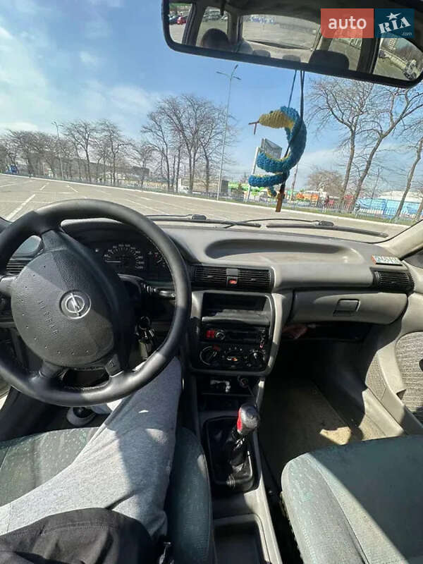 Хетчбек Opel Astra 1993 в Одесі