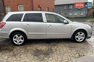 Универсал Opel Astra 2007 в 