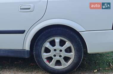 Универсал Opel Astra 2004 в 