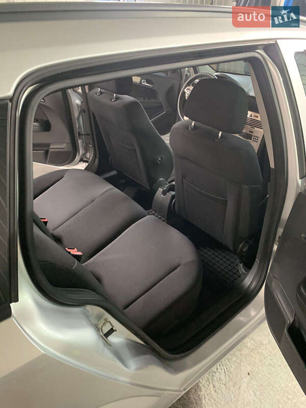 Универсал Opel Astra 2008 в Виннице