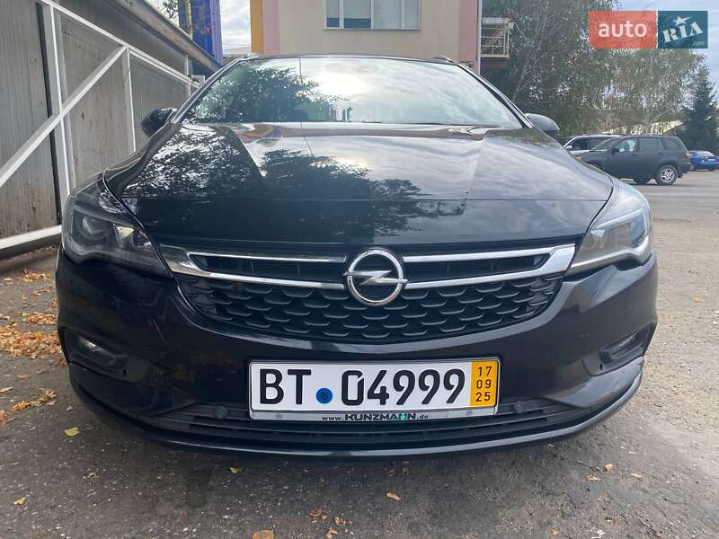 Универсал Opel Astra 2017 в Одессе