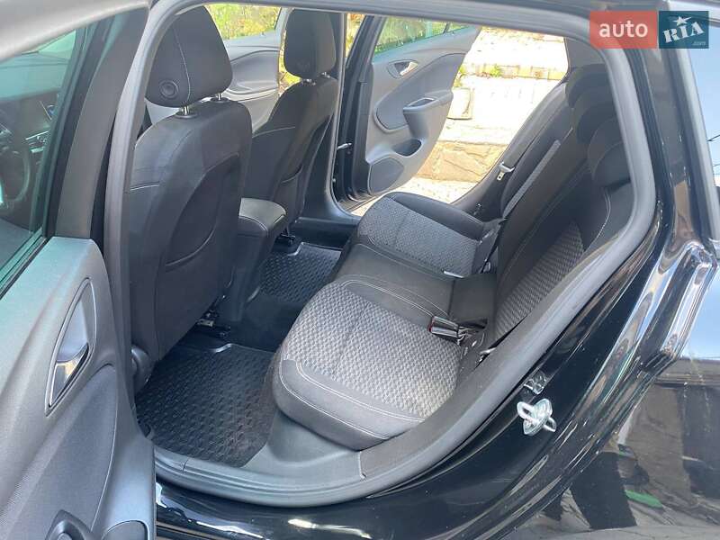 Универсал Opel Astra 2017 в Одессе