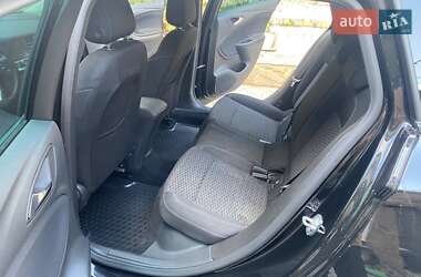 Универсал Opel Astra 2017 в 