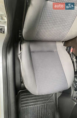 Хэтчбек Opel Astra 2004 в 