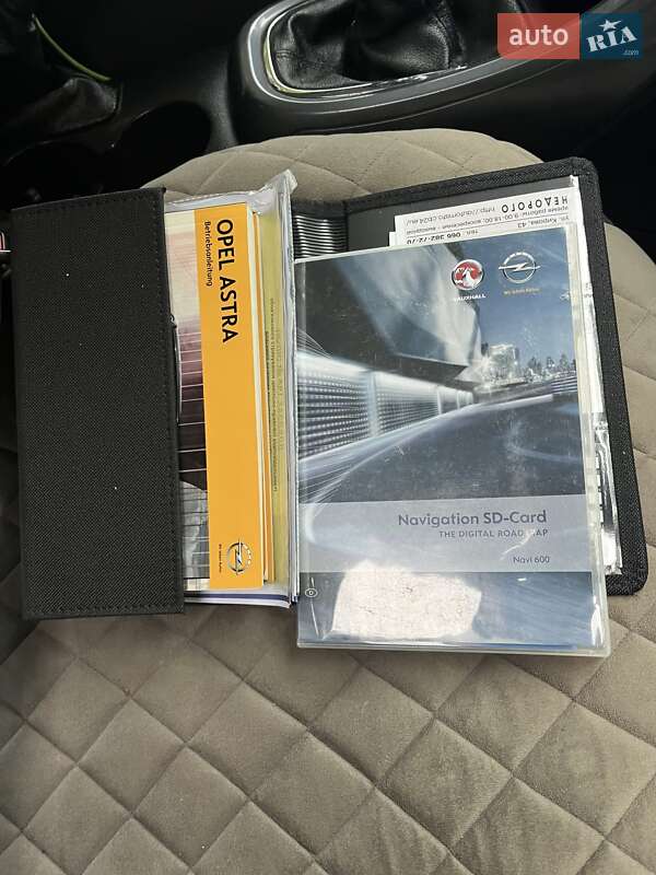 Универсал Opel Astra 2013 в Николаеве