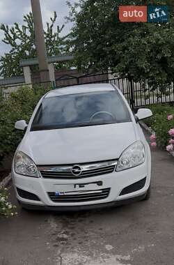 Хетчбек Opel Astra 2009 в Первомайську