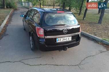 Универсал Opel Astra 2008 в 