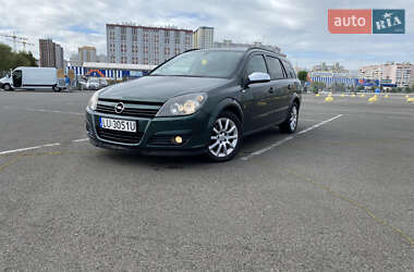 Универсал Opel Astra 2004 в Киеве