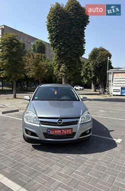 Універсал Opel Astra 2009 в 