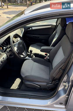 Універсал Opel Astra 2009 в 