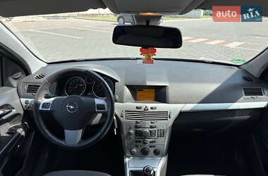 Універсал Opel Astra 2009 в 