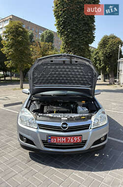 Універсал Opel Astra 2009 в 
