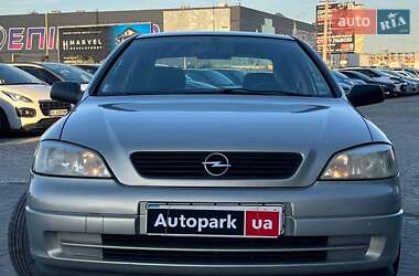 Седан Opel Astra 2008 в 