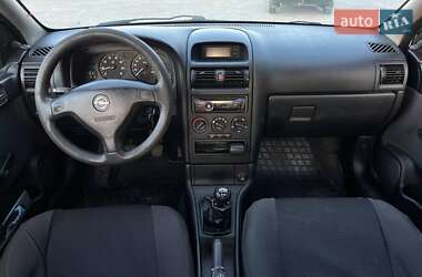 Седан Opel Astra 2008 в 