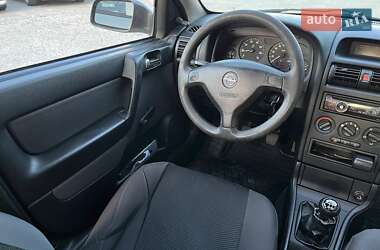 Седан Opel Astra 2008 в 