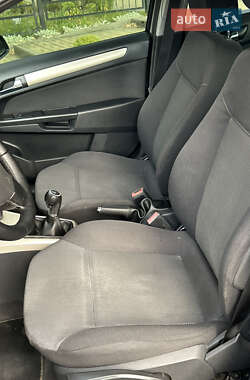 Седан Opel Astra 2008 в 