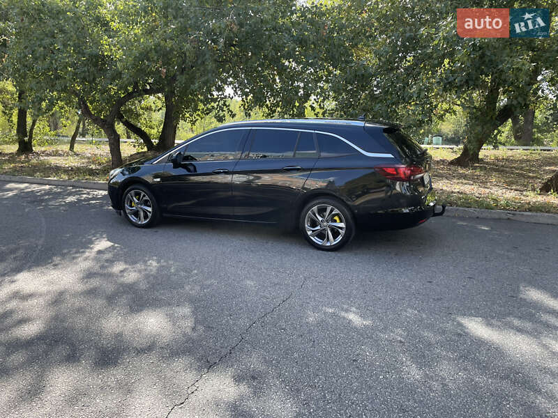 Универсал Opel Astra 2019 в Днепре