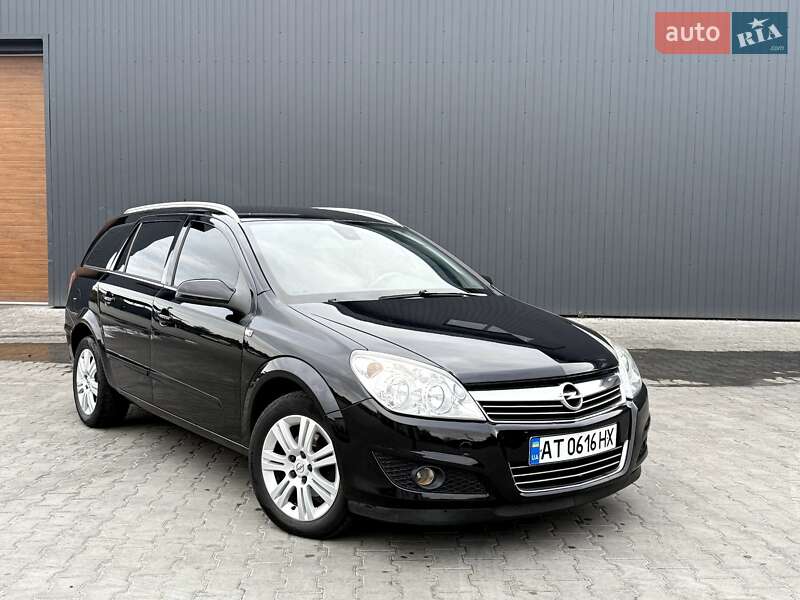 Универсал Opel Astra 2009 в 