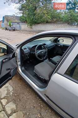Седан Opel Astra 2007 в 