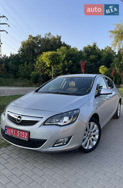 Хетчбек Opel Astra 2011 в Львові