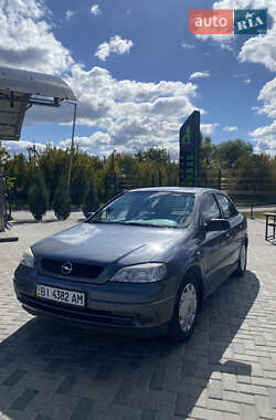 Седан Opel Astra 2007 в Валках