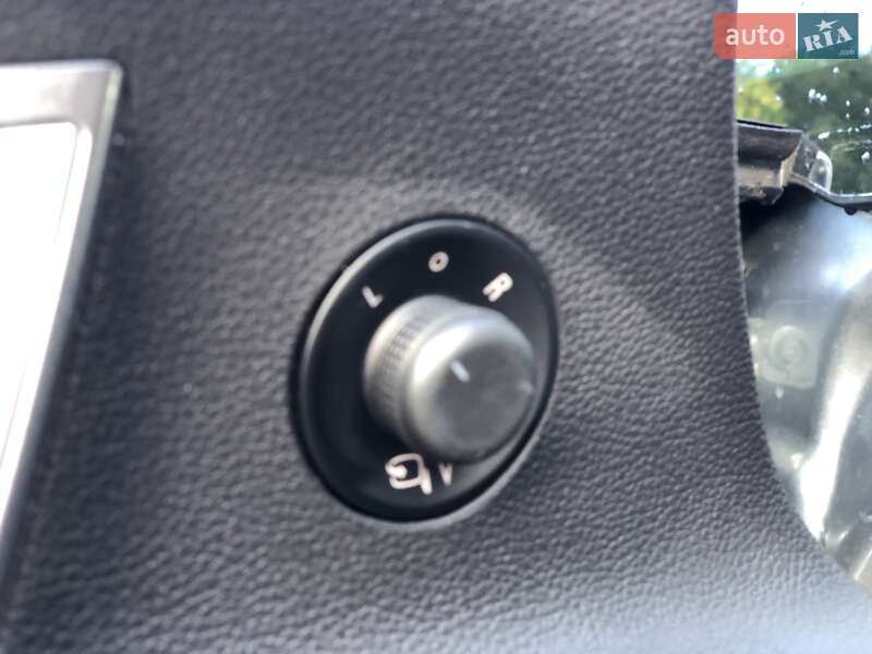 Хэтчбек Opel Astra 2011 в Львове
