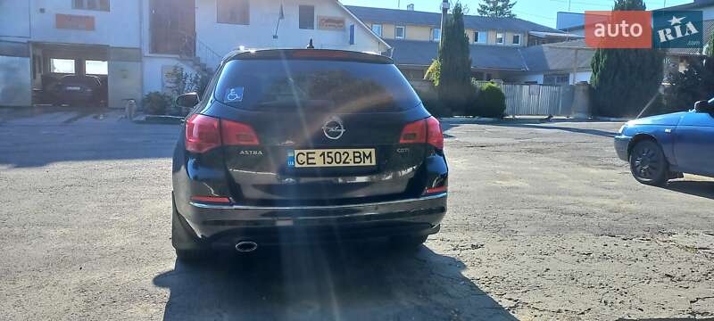 Універсал Opel Astra 2013 в Сторожинці