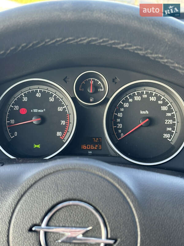 Универсал Opel Astra 2009 в Львове
