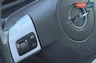 Универсал Opel Astra 2010 в 